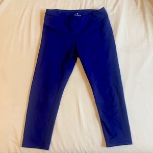 Athleta capri-length leggings, size small